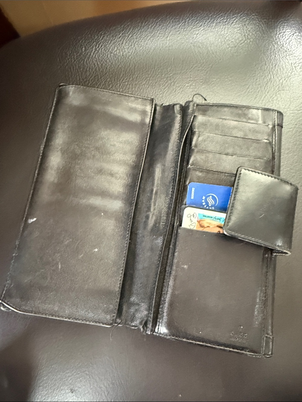 Gucci Black Leather Wallet with Green and Red Stripe and Gold Snap - Picture 4 of 5